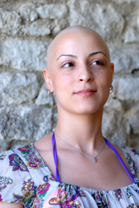 67_1_Beautiful_Bald_Woman_Positive_Attitude